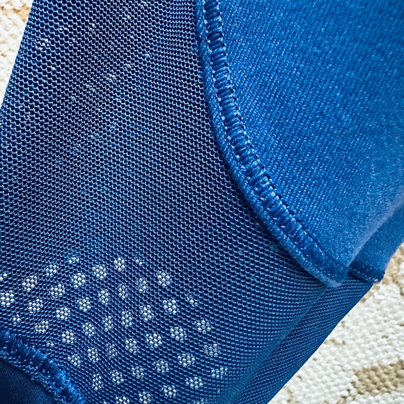 Lululemon - Picture 6 of 7